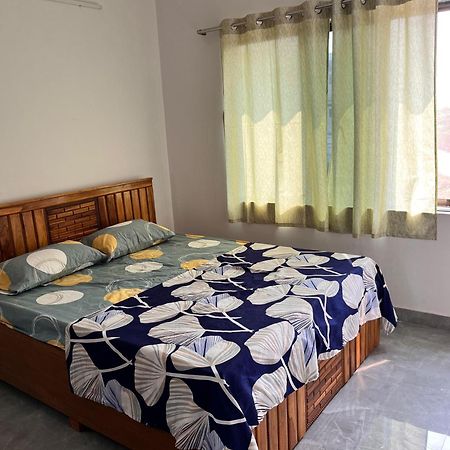 Aashirwad Residency Hotel Alībāg Buitenkant foto