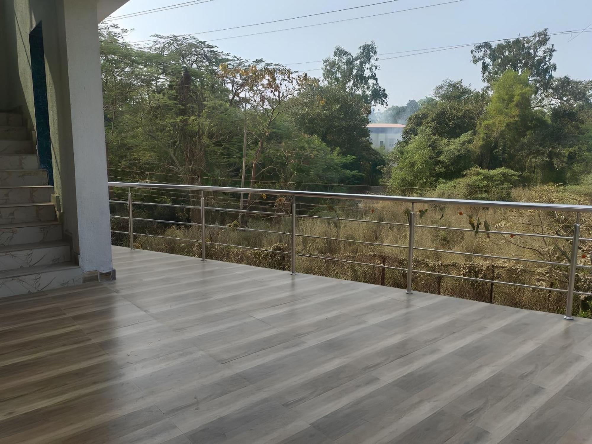 Aashirwad Residency Hotel Alībāg Buitenkant foto