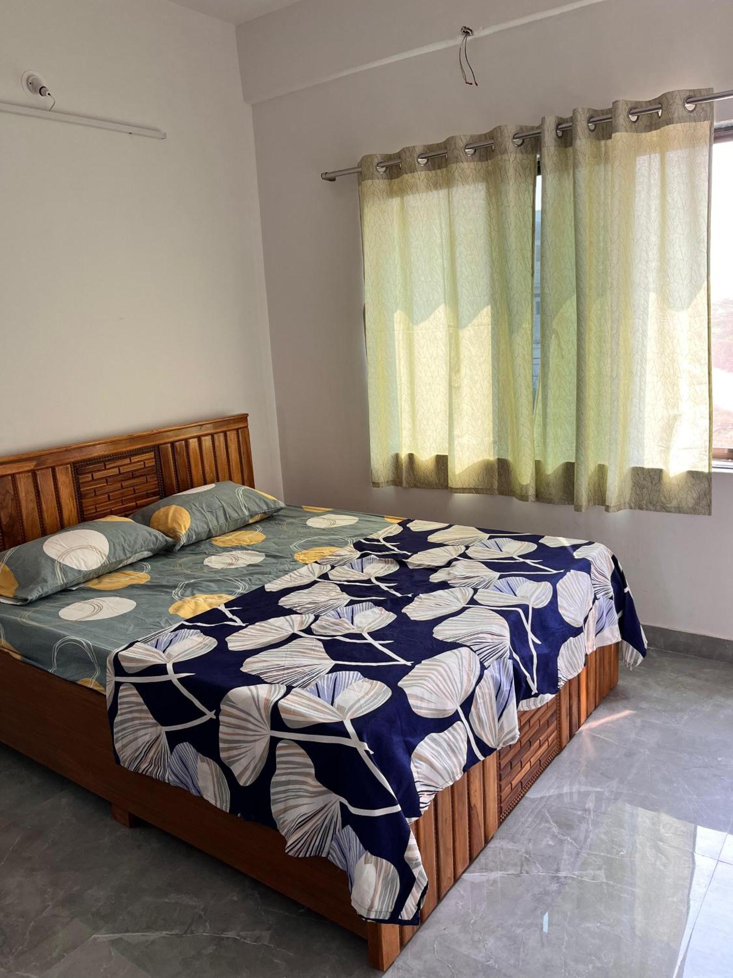 Aashirwad Residency Hotel Alībāg Buitenkant foto