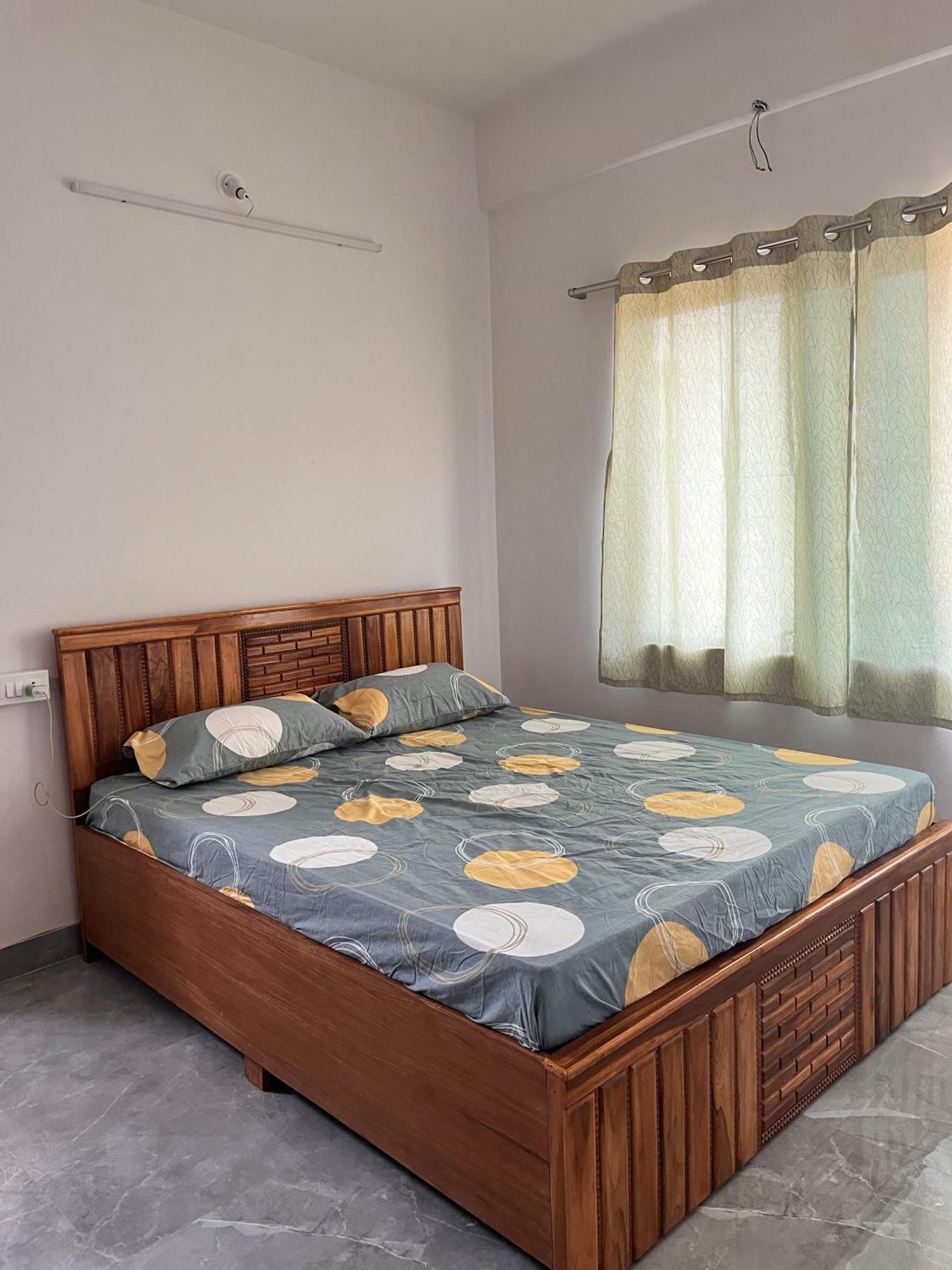 Aashirwad Residency Hotel Alībāg Buitenkant foto